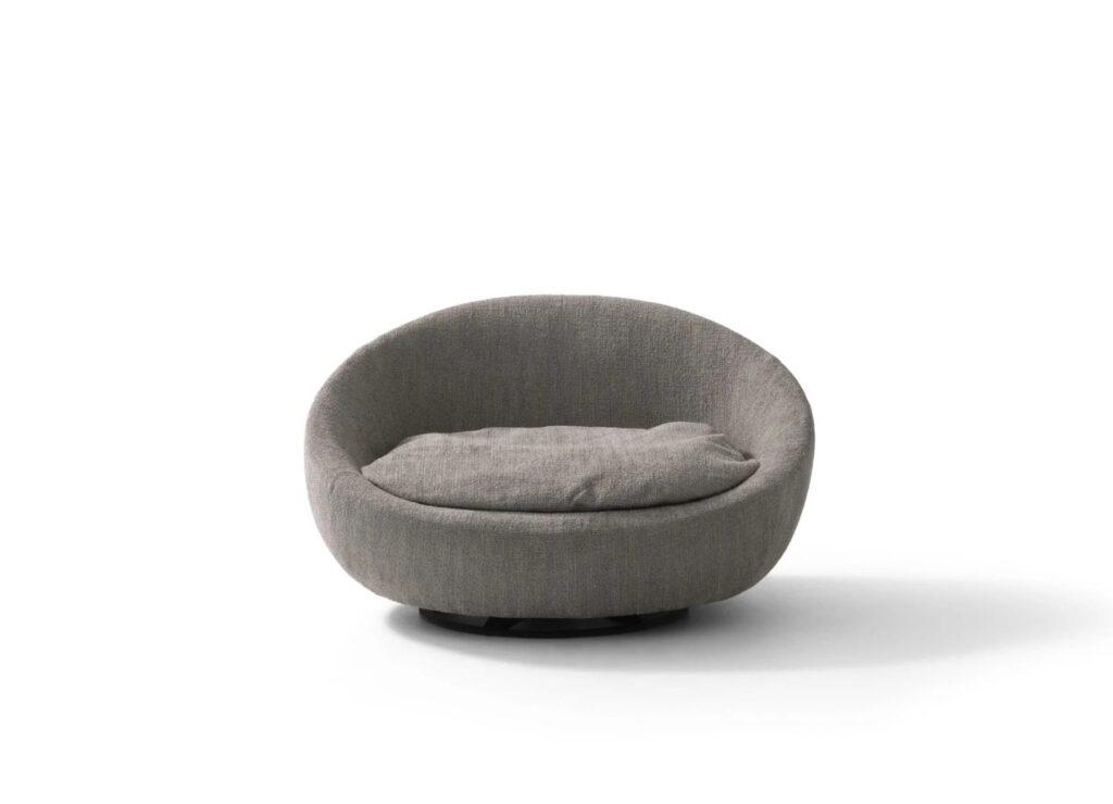 Gauss chair