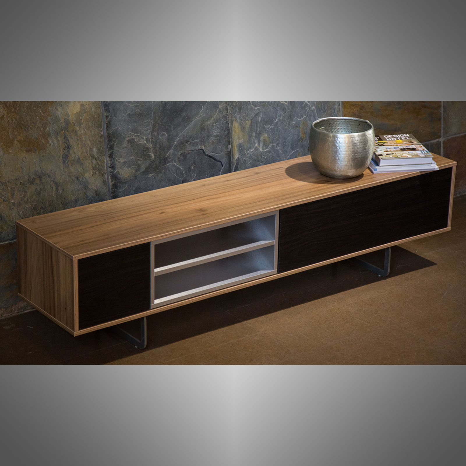 Ayla TV Bench