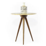 Grip Lampshade Table