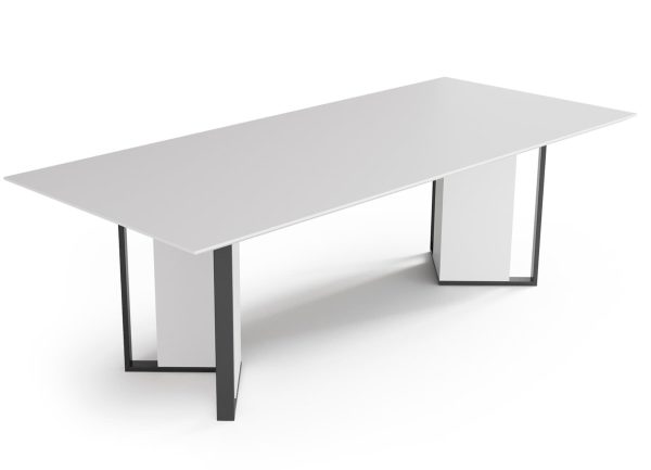 Hiro Dining Table