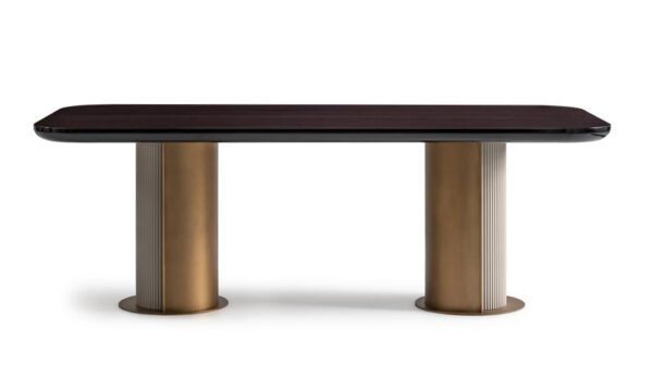 Ecrue Table