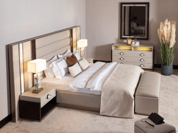 Galante Bedroom Set