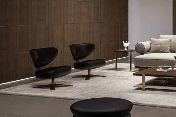 Leo - Saloni Furniture