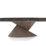 Listarddining table