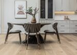 Listrado Round Dining Table