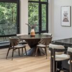 Listrado Round Dining Table